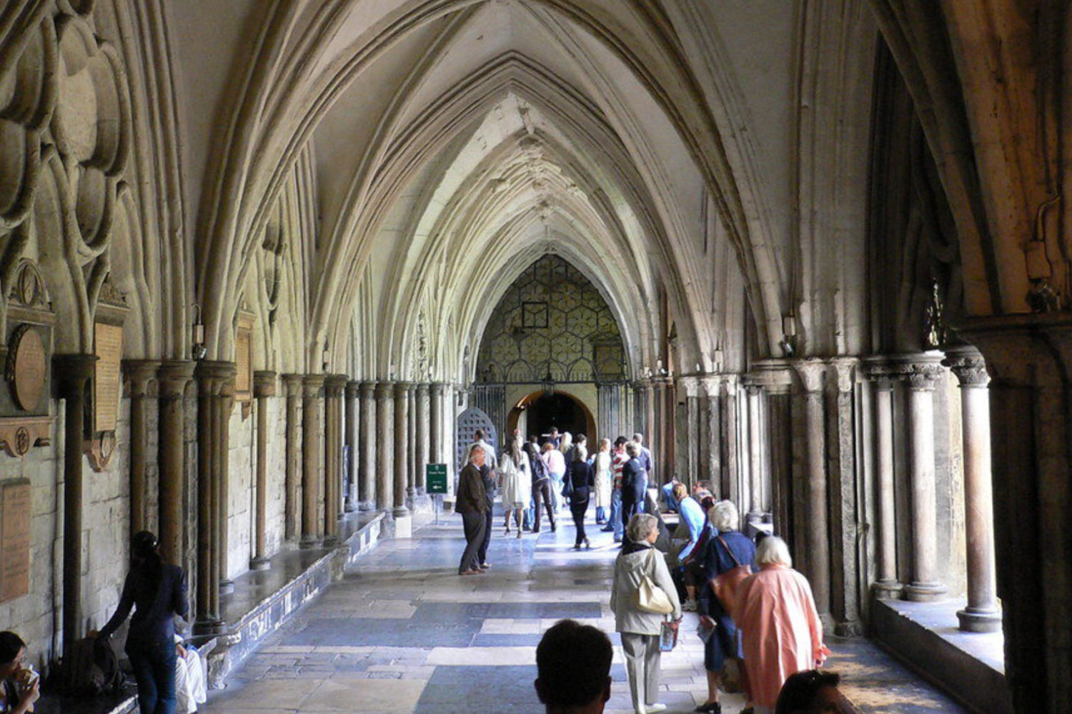 westminster abbey private tour guide cloisters