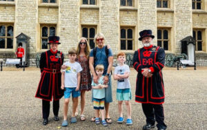 tower of London private tour guide for families kids